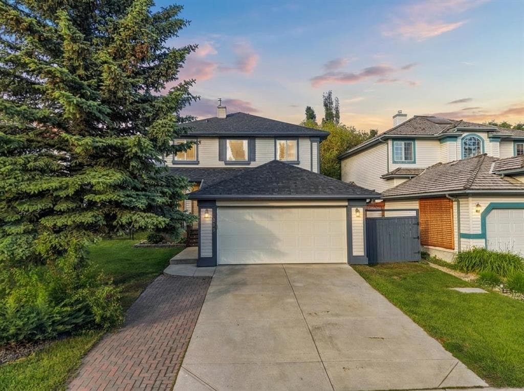 4-bed Detached for sale at 249 Mt Douglas Circle SE, Calgary