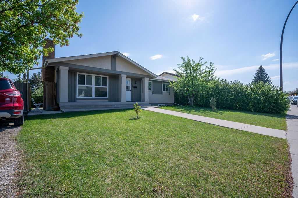 5-bed Detached for sale at 139 Maitland Road NE, Calgary
