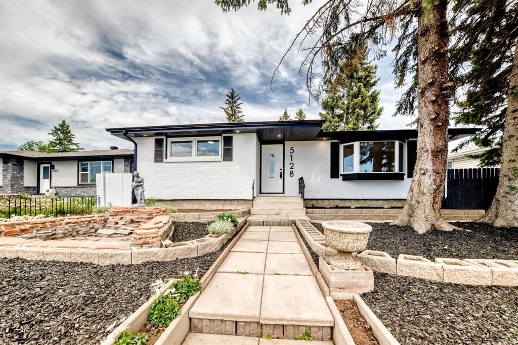5-bed Detached for sale at 5128 Maryvale Drive NE, Calgary