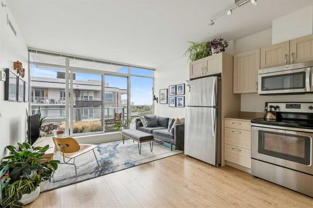 2-bed Apartment for sale at 1205, 10 Brentwood Common NW, Calgary