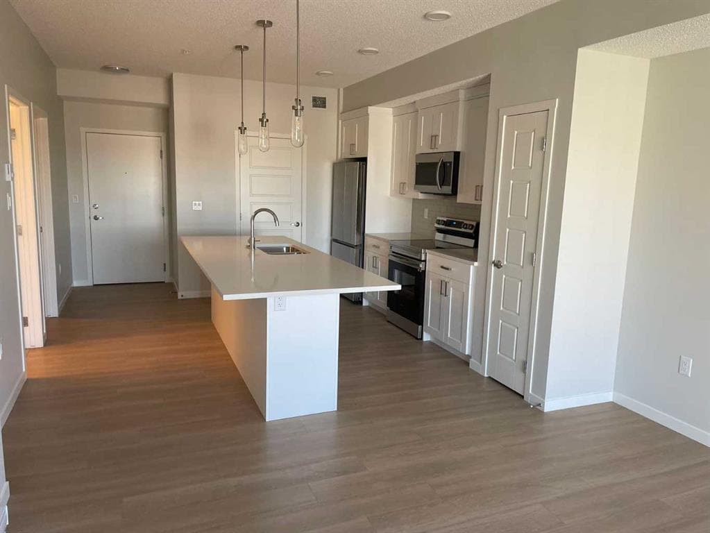 2-bed Apartment for sale at 417, 80 Carrington Plaza NW, Calgary