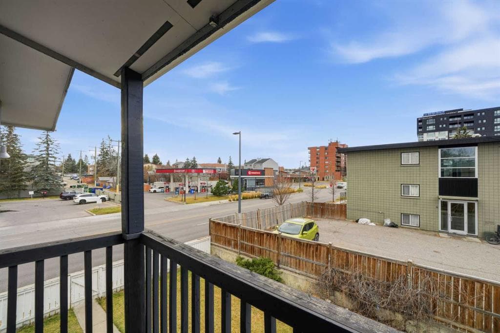 1-bed Townhouse for sale at 3, 2804 17 Avenue SW, Calgary
