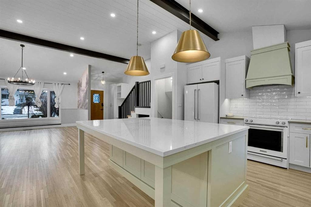 3-bed Detached for sale at 64 Hartford Road NW, Calgary