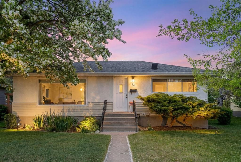 4-bed Detached for sale at 14 Montrose Crescent NE, Calgary