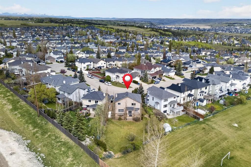 4-bed Detached for sale at 112 Valley Stream Close NW, Calgary