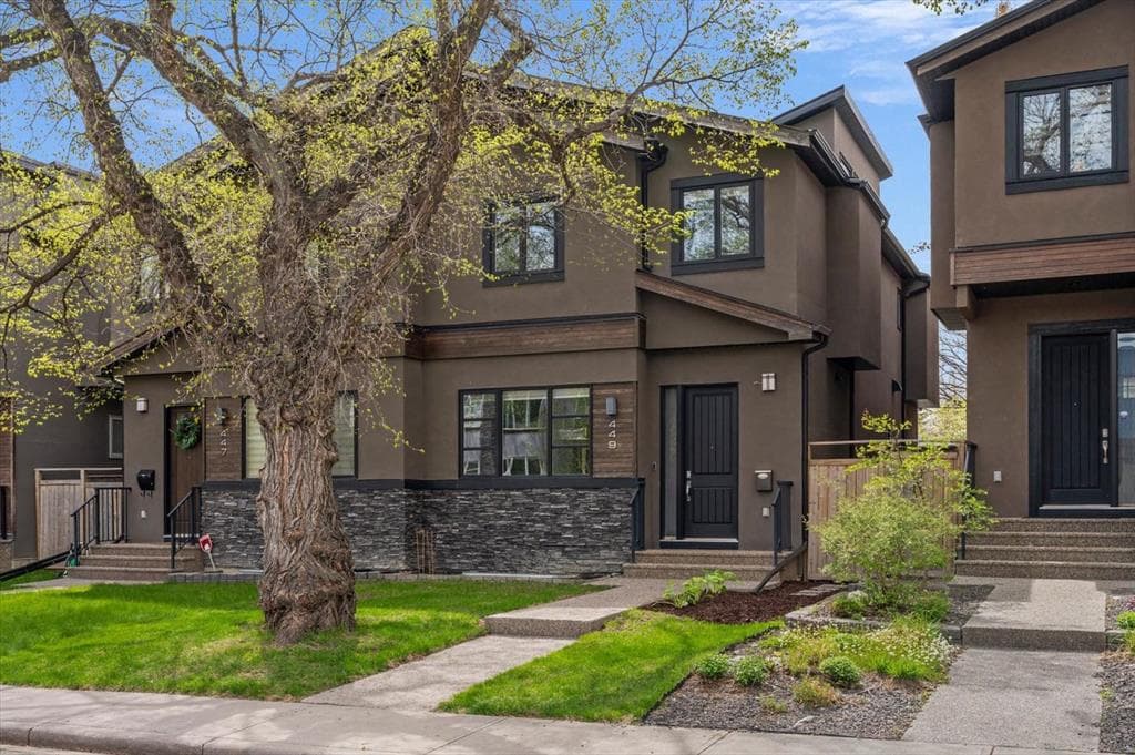 3-bed Semi-detached for sale at 449 28 Avenue NW, Calgary