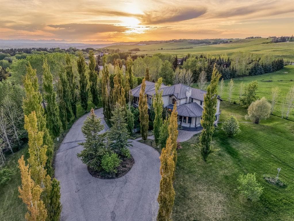 7-bed Detached for sale at 40 Blueridge Bay, Rural Rocky View County