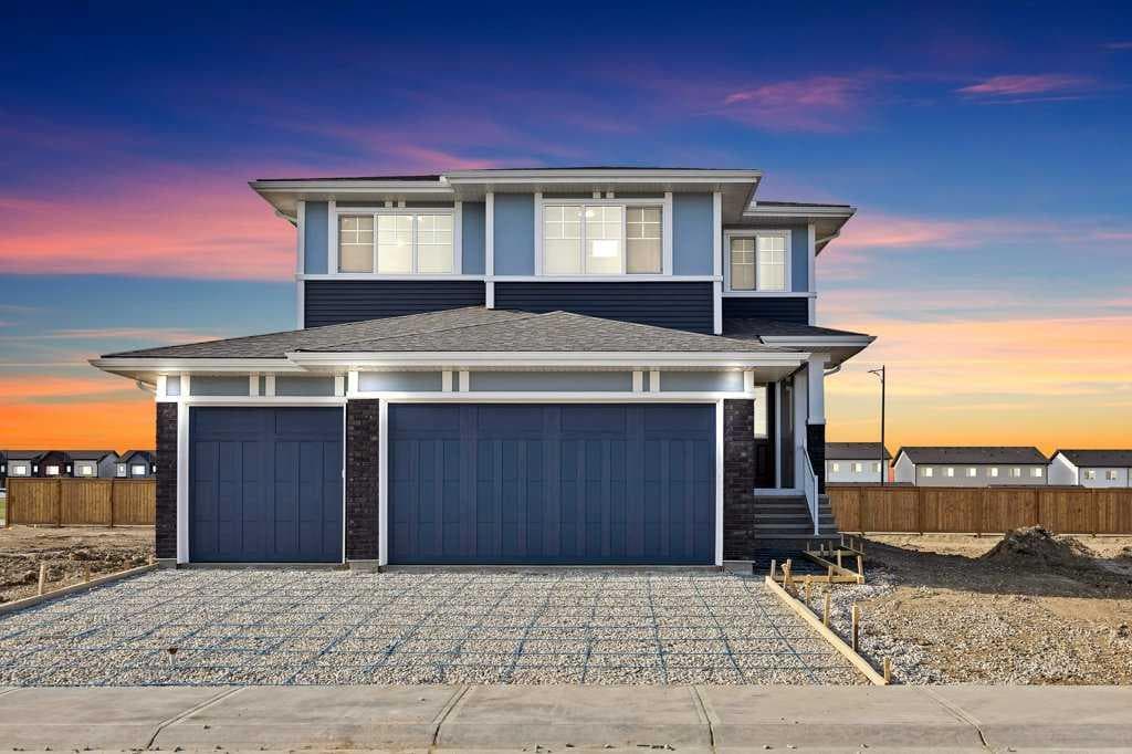 4-bed Detached for sale at 846 Chelsea Village S, Chestermere
