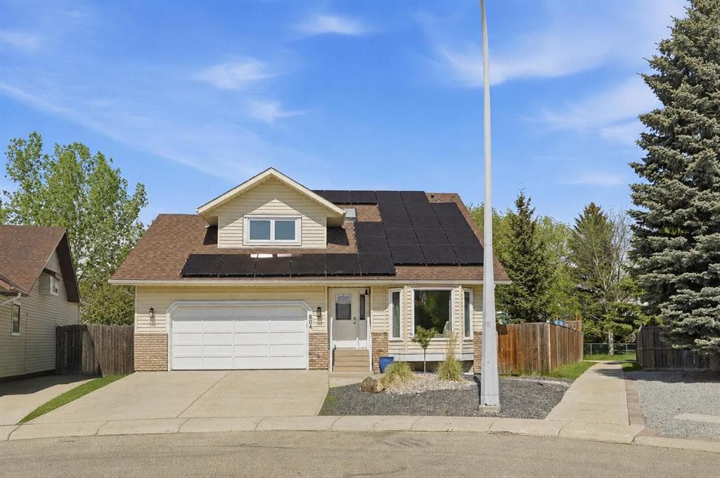 4-bed Detached for sale at 804 Downey Place, Okotoks