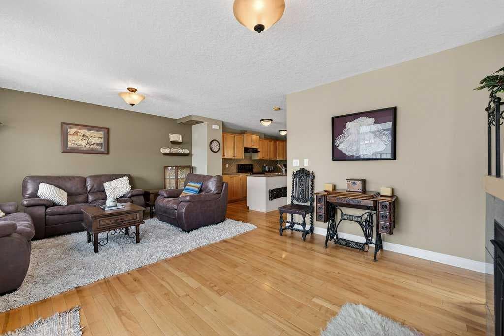 2-bed Townhouse for sale at 2, 2412 Kensington Road NW, Calgary
