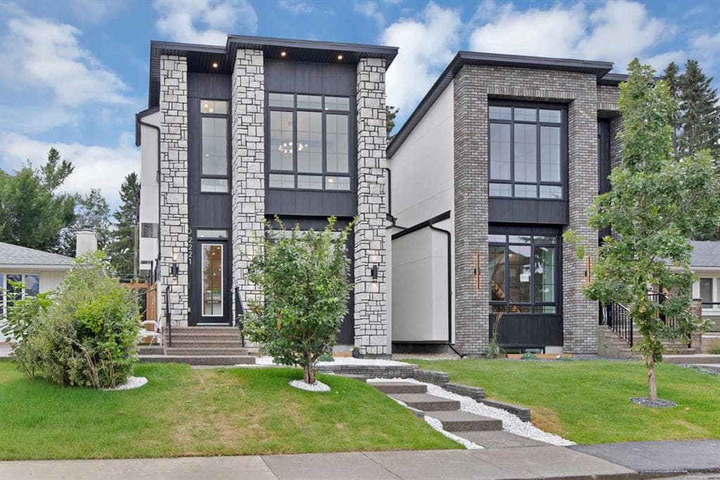 5-bed Detached for sale at 2221 Halifax Crescent NW, Calgary