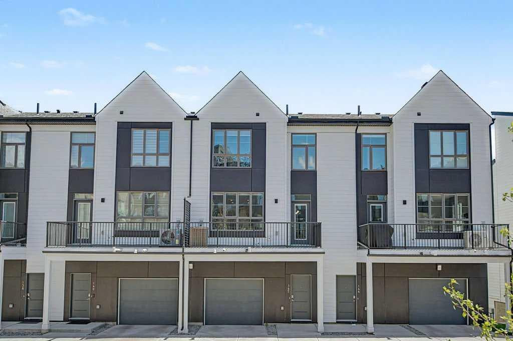 2-bed Townhouse for sale at 142 Sovereign Common SW, Calgary