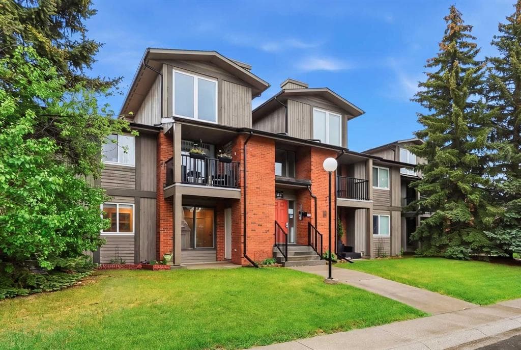 2-bed Apartment for sale at 723, 6400 Coach Hill Road SW, Calgary
