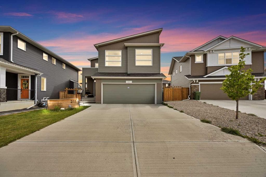 7-bed Detached for sale at 211 Dawson Harbour Court, Chestermere