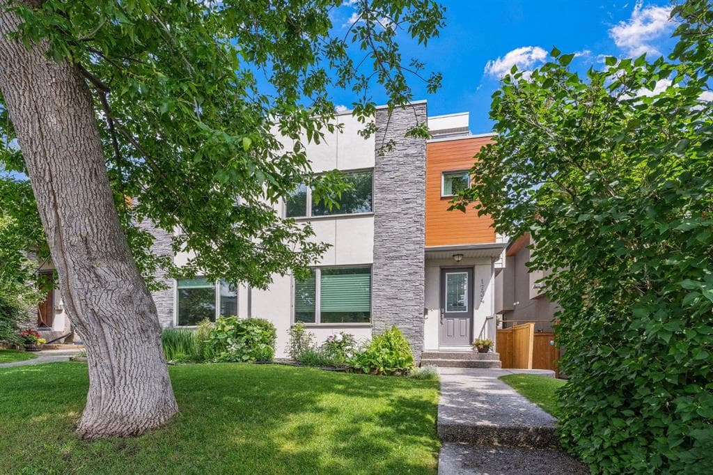 4-bed Semi-detached for sale at 1734 37 Avenue SW, Calgary