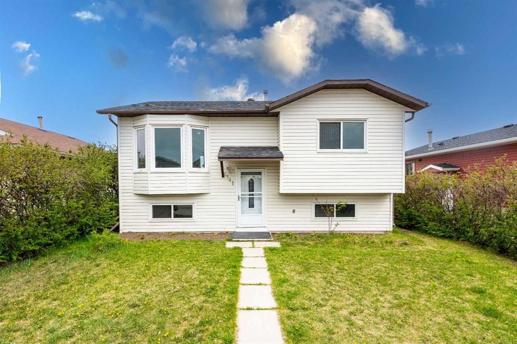 4-bed Detached for sale at 141 Falshire Close NE, Calgary