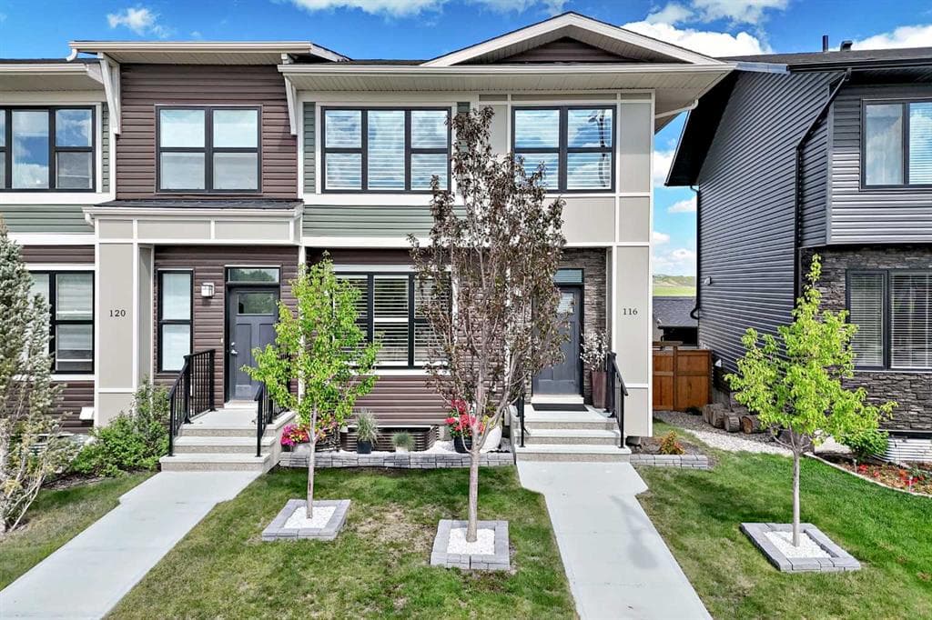 3-bed Townhouse for sale at 116 Precedence Way, Cochrane