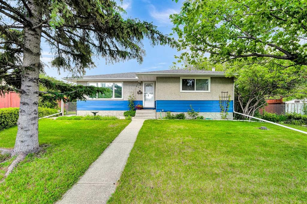 4-bed Detached for sale at 244 Travis Place NE, Calgary