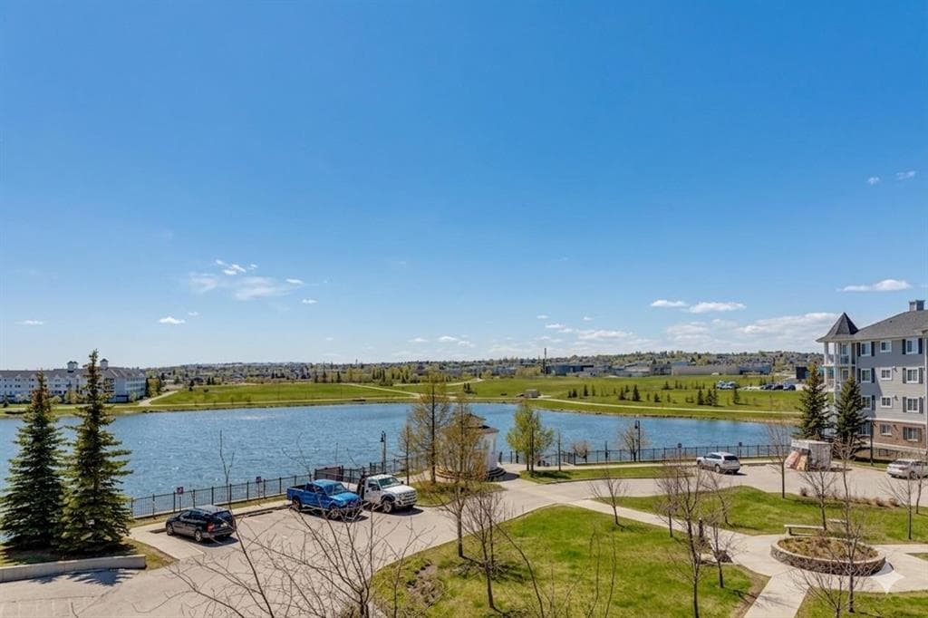 2-bed Apartment for sale at 1309, 5 Country Village Park NE, Calgary