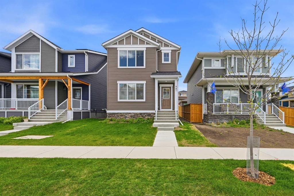 3-bed Detached for sale at 541 Bayview Street SW, Airdrie