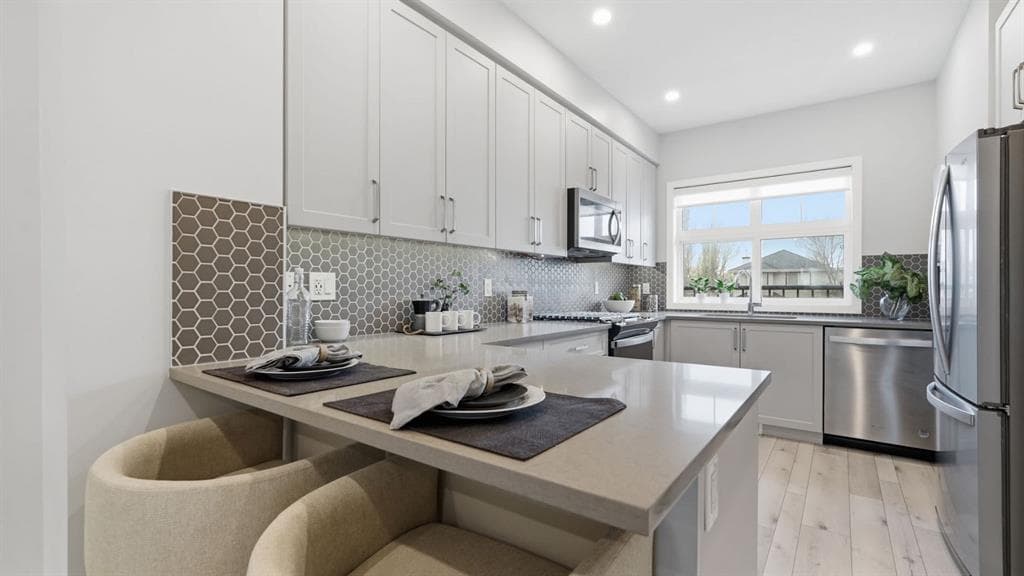 2-bed Townhouse for sale at 99 Les Jardins Park SE, Calgary