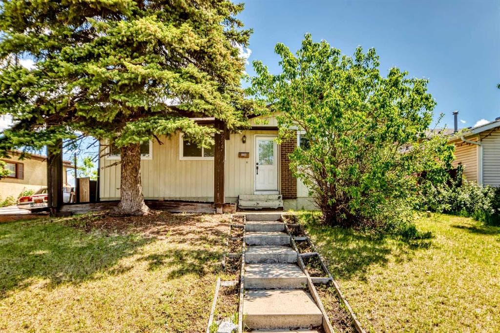 4-bed Detached for sale at 3224 Rundlelawn Road NE, Calgary