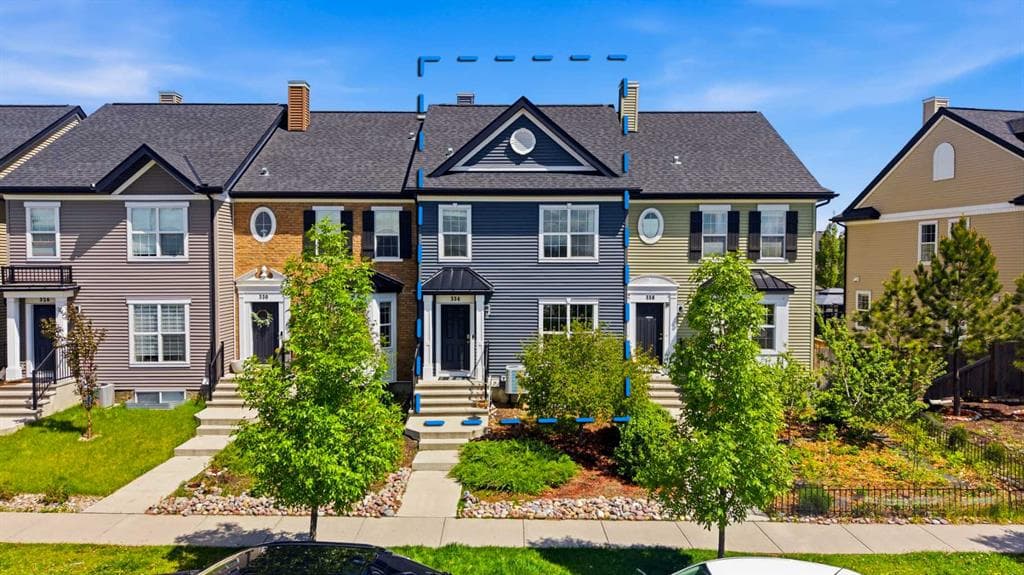 3-bed Townhouse for sale at 334 Legacy Village Way SE, Calgary