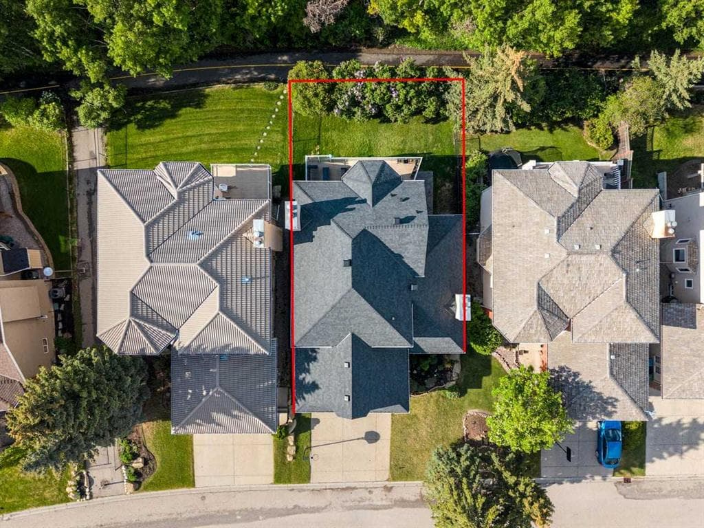 5-bed Detached for sale at 68 Christie Knoll Heights SW, Calgary