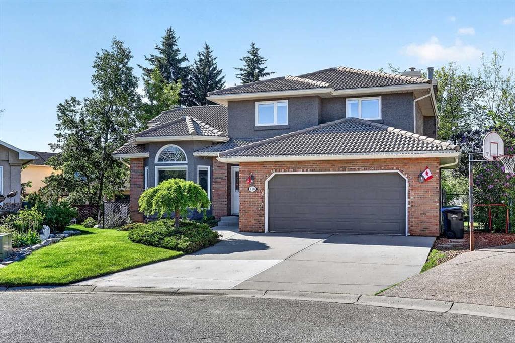 4-bed Detached for sale at 115 Woodpark Terrace SW, Calgary