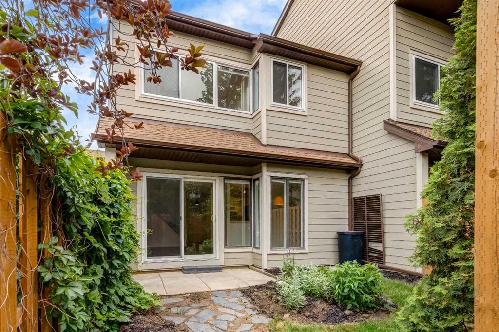 2-bed Townhouse for sale at 1, 103 Grier Terrace NE, Calgary