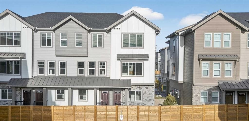 2-bed Townhouse for sale at 144, 2231 81st Street SW, Calgary