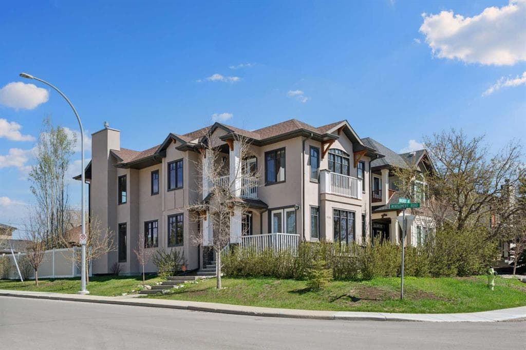 5-bed Detached for sale at 4538 Montgomery Avenue NW, Calgary