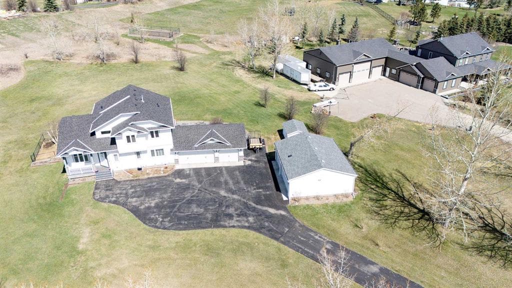 3-bed Detached for sale at 216 Stage Coach Lane, Rural Rocky View County