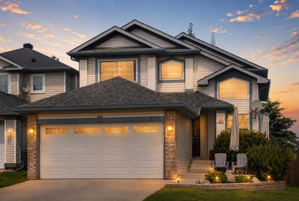 4-bed Detached for sale at 210 Douglas Ridge Place SE, Calgary