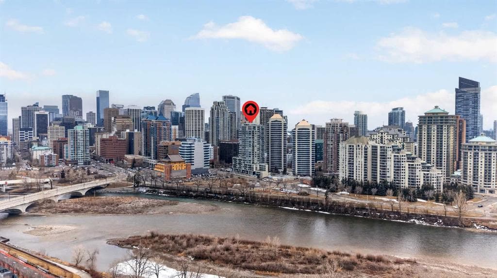 2-bed Apartment for sale at 109, 1025 5 Avenue SW, Calgary