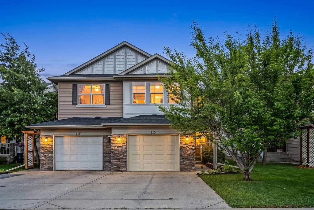 4-bed Semi-detached for sale at 113 Canals Circle SW, Airdrie