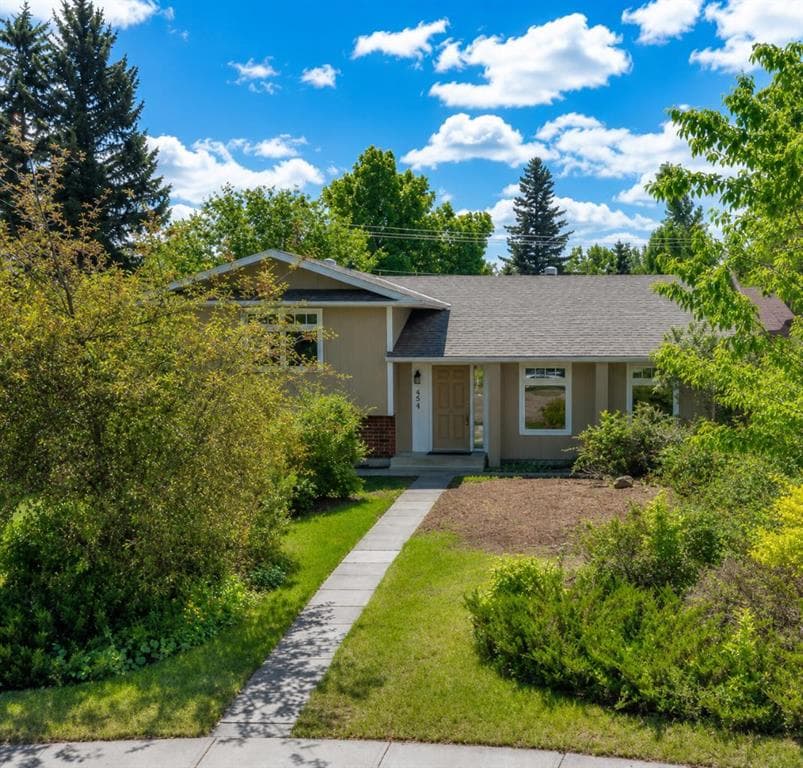 4-bed Detached for sale at 452 PARKRIDGE Rise SE, Calgary