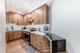 Thumbnail 36