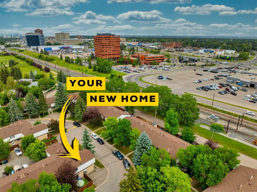 3-bed Townhouse for sale at 81, 630 Sabrina Road SW, Calgary
