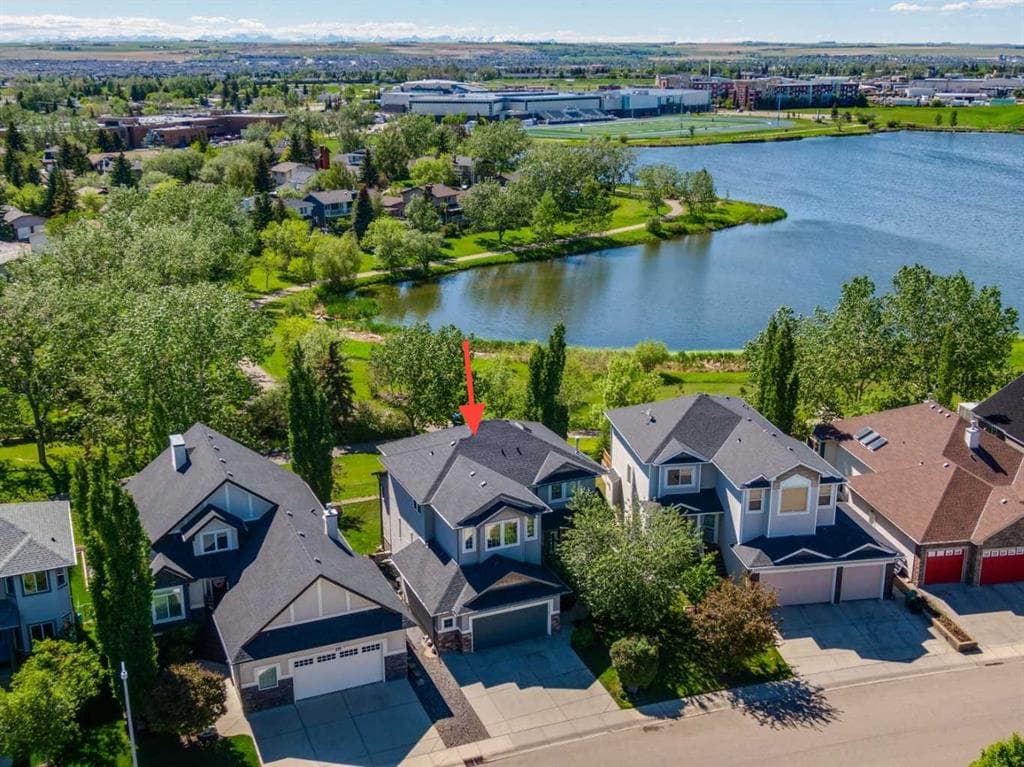 6-bed Detached for sale at 37 Tanner Close SE, Airdrie