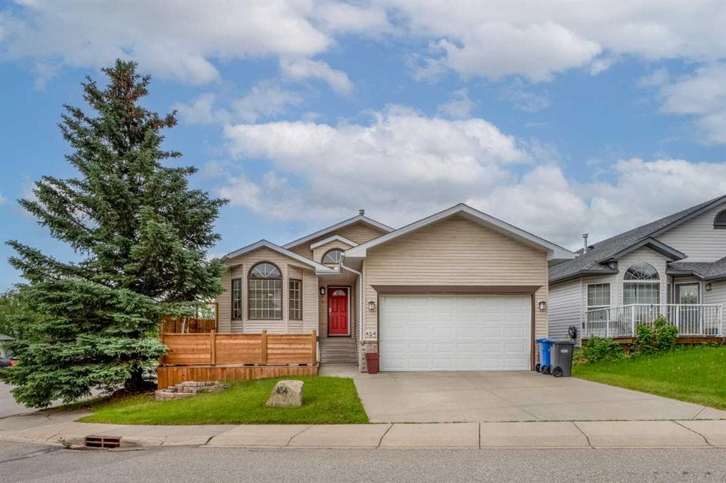 3-bed Detached for sale at 454 Sheep River Point, Okotoks