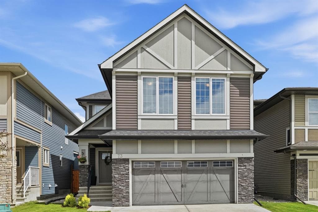 3-bed Detached for sale at 73 Mount Rae Heights, Okotoks
