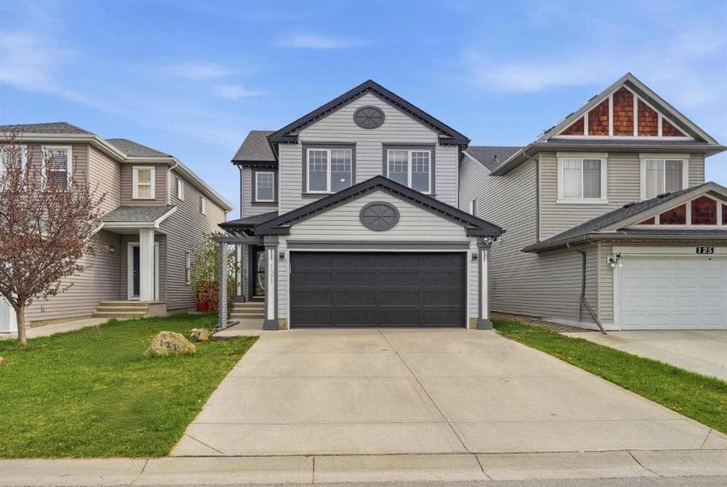 4-bed Detached for sale at 121 Copperstone Close SE, Calgary