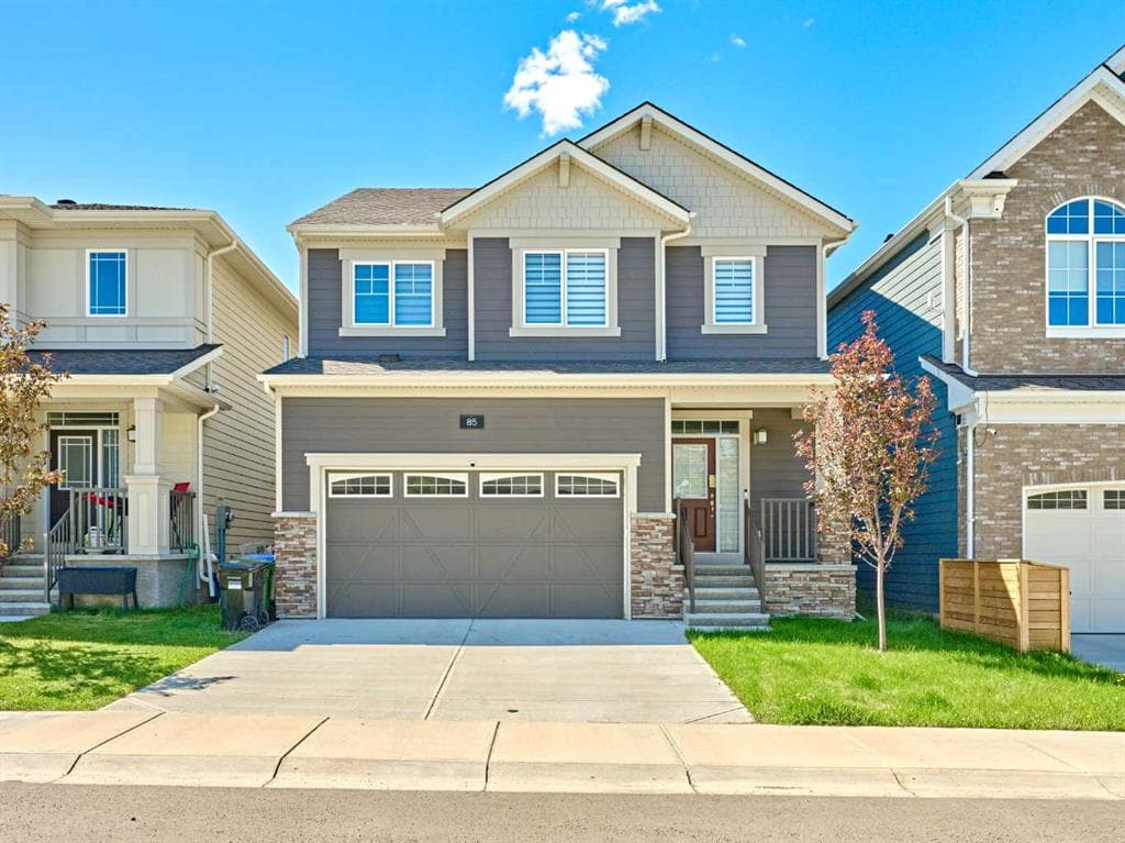 85 Yorkstone Heath SW — photo 1