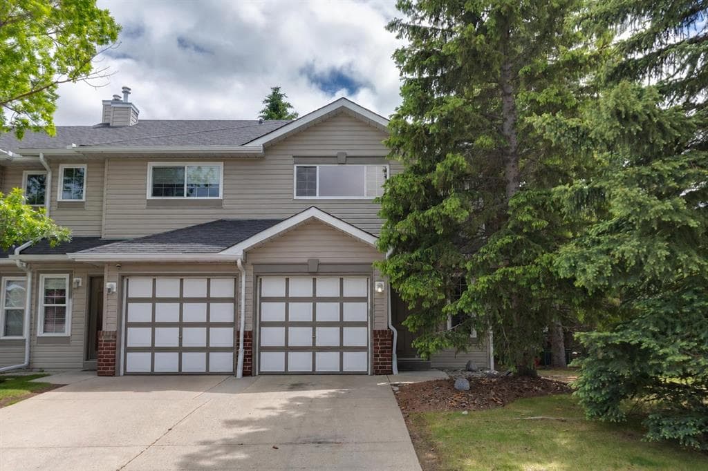 2-bed Townhouse for sale at 902 Harvest Hills Drive NE, Calgary