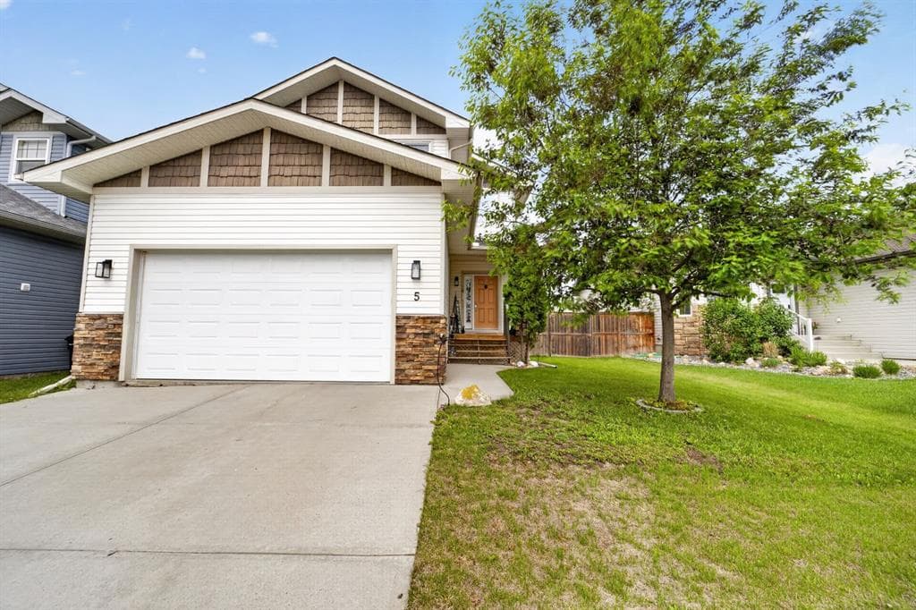 3-bed Detached for sale at 5 Havenfield Drive, Carstairs