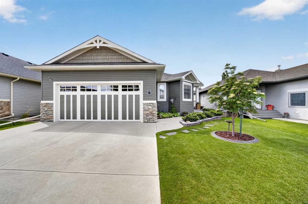 3-bed Detached for sale at 758 Stonehaven Drive, Carstairs