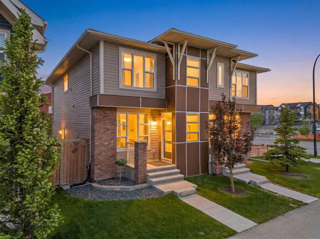 3-bed Semi-detached for sale at 161 Livingston View NE, Calgary