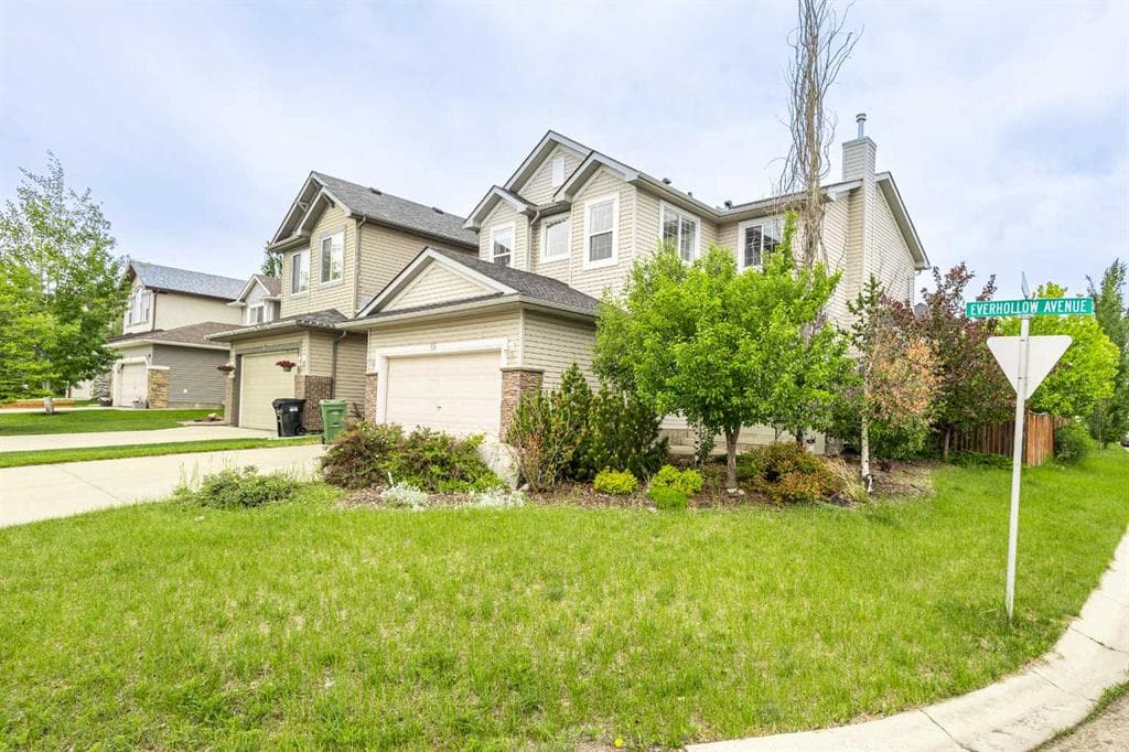 4-bed Detached for sale at 66 Everhollow Avenue SW, Calgary