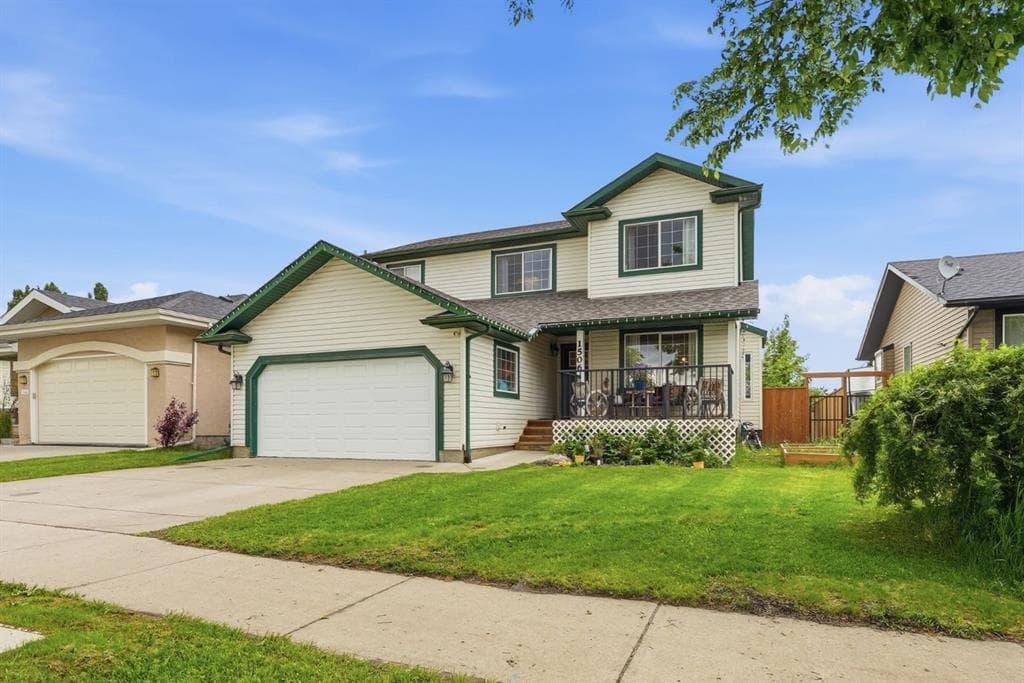 6-bed Detached for sale at 1506 Riverside Drive NW, High River